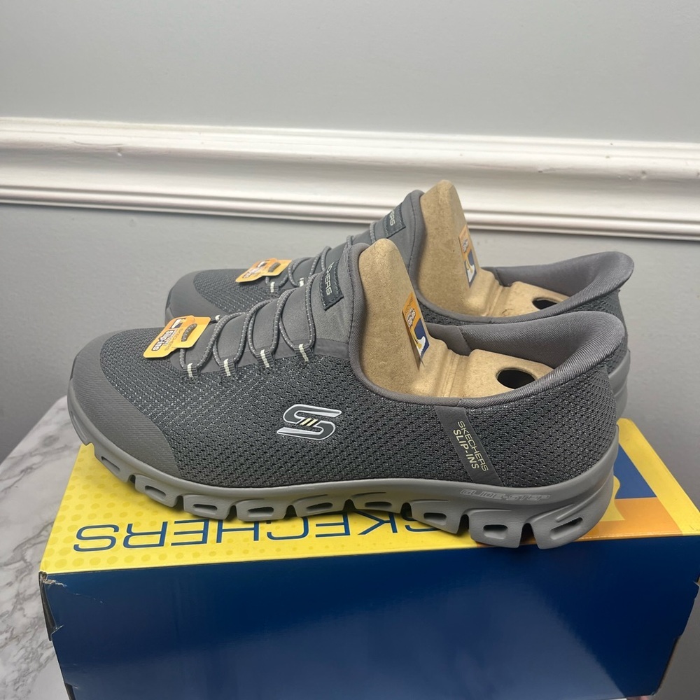 Skechers Slip-Ins: Glide-Step - Vibey in charcoal size 10 wide - Picture 4 of 8